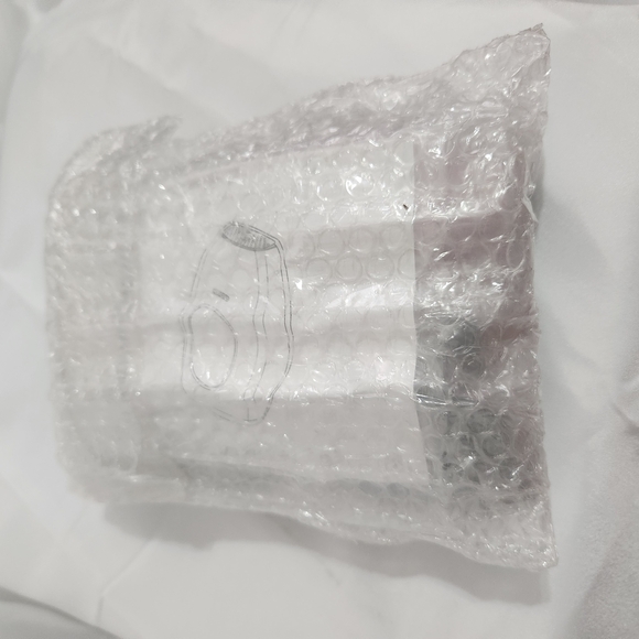 Pink Electronic Device with Accessories - Picture 5 of 7